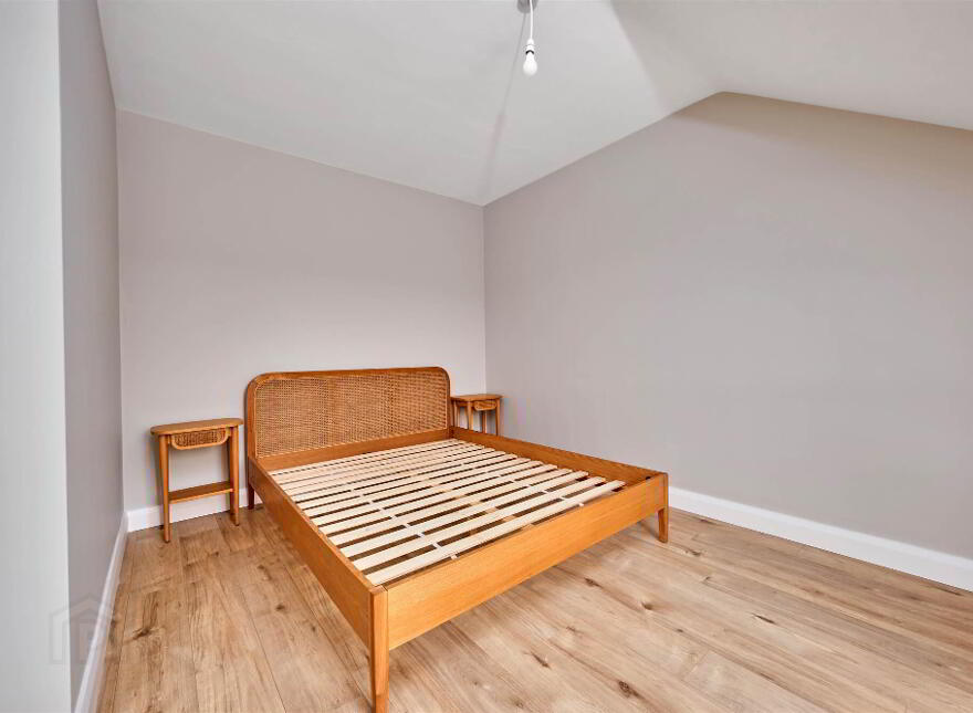 19 West Strand Drive, Portrush, BT56 8FR