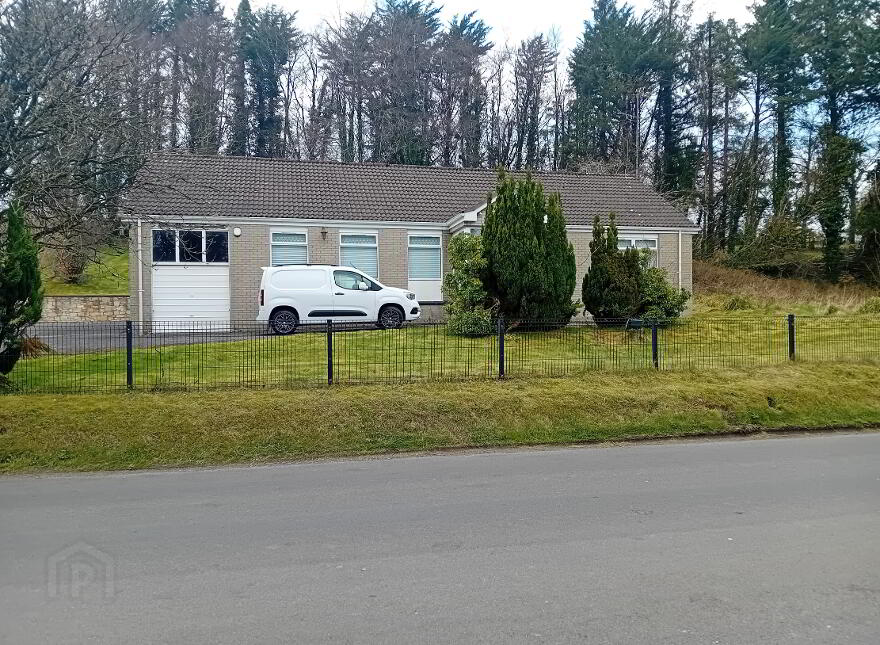 10 Knocks RD, Lisnaskea, BT92 0JA