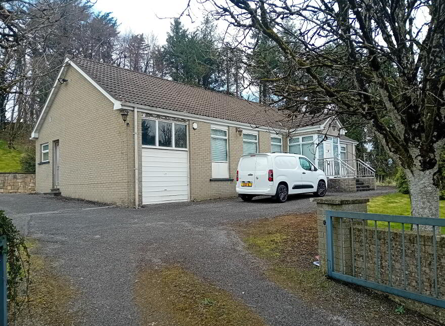 10 Knocks RD, Lisnaskea, BT92 0JA