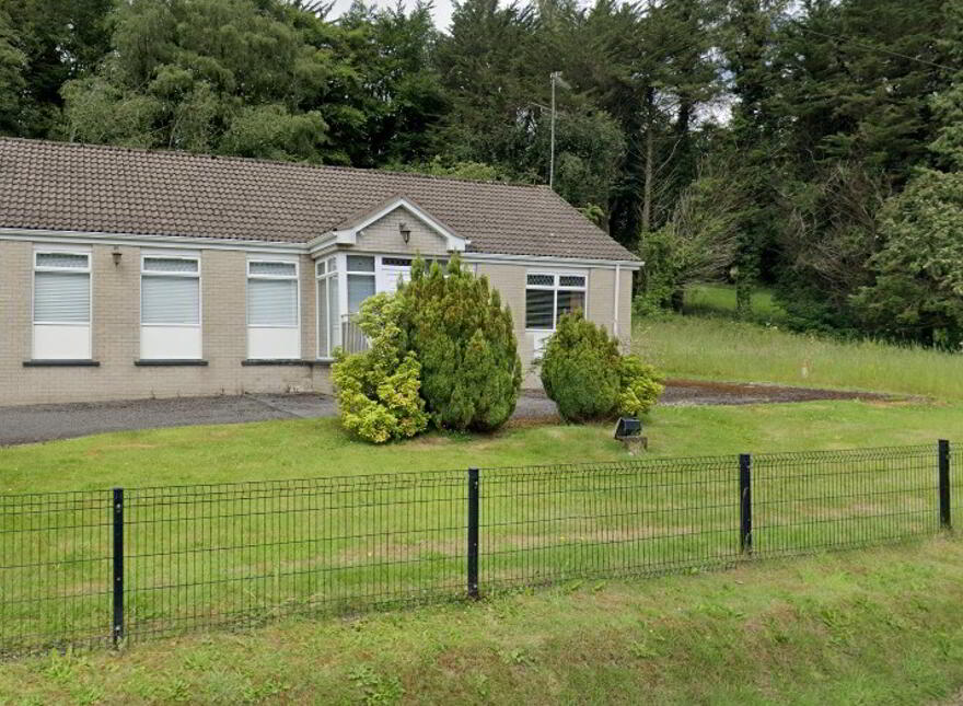 10 Knocks RD, Lisnaskea, BT92 0JA