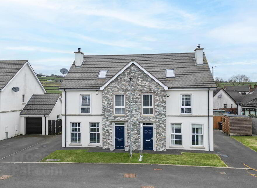 8 Rosewood Lane, Parkgate, Ballyclare, BT39 0FJ photo