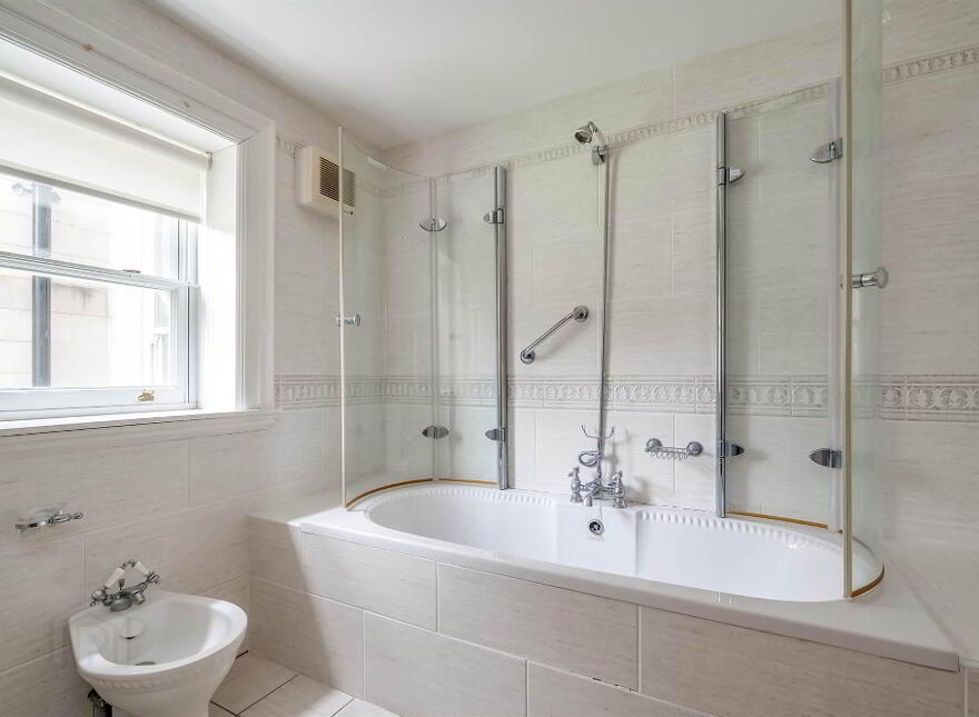 Apt 18 Sharman House, Bangor, BT19 1XN