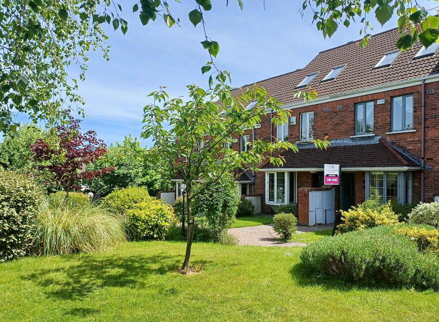 7 The Courtyard, Foxrock Park, Foxrock, Dublin, D18R6K6 photo