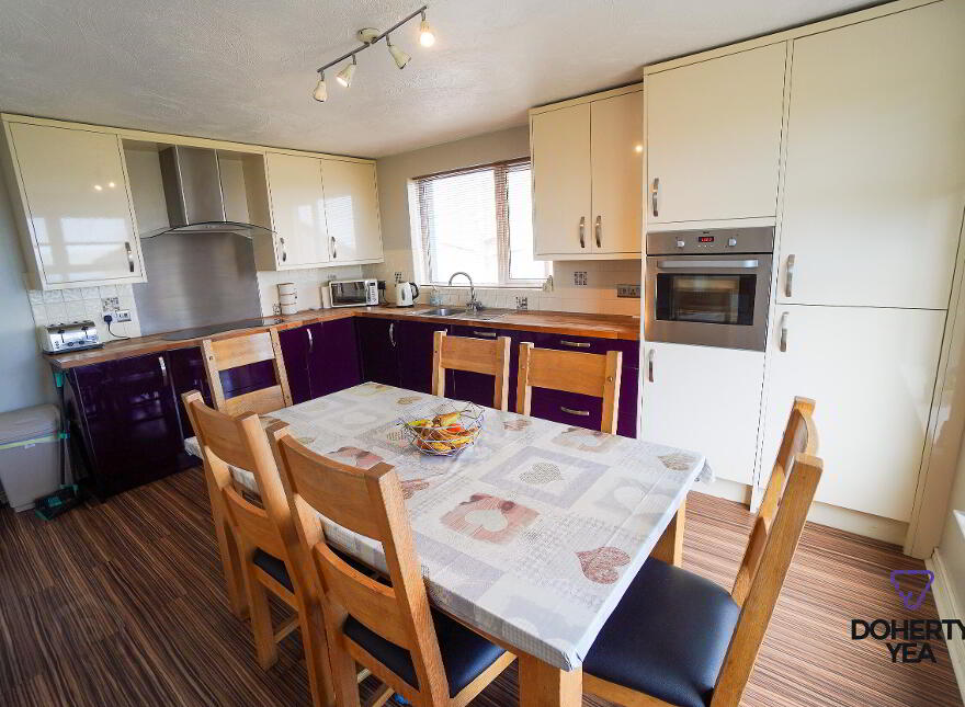 6 Churchlands Grove, Ballycarry, Carrickfergus, BT38 9BG