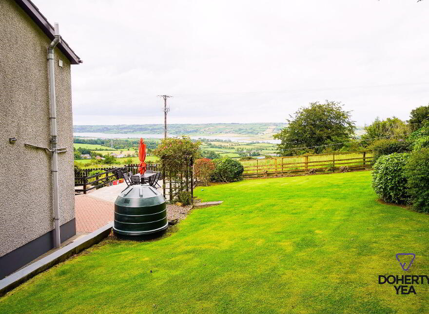 6 Churchlands Grove, Ballycarry, Carrickfergus, BT38 9BG