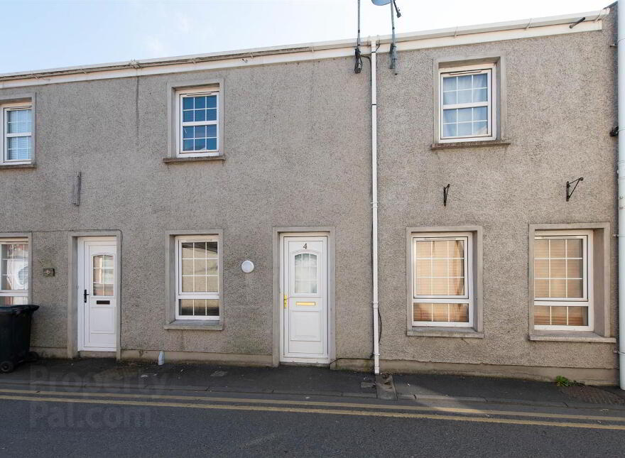 4 Kenlis Court, Banbridge, BT32 3LW photo