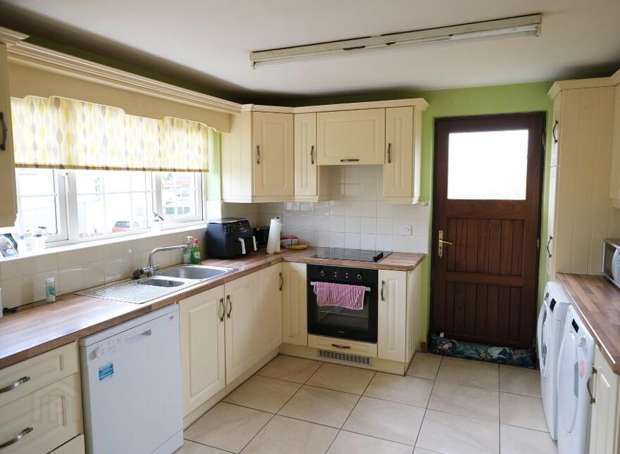 1 Mill Hill Road, Newtownbutler, BT92 8GN