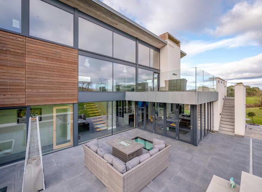 Carnaughliss House, 23 Carn Road, Off Seven Mile Straight, Crumlin, BT29 4UQ