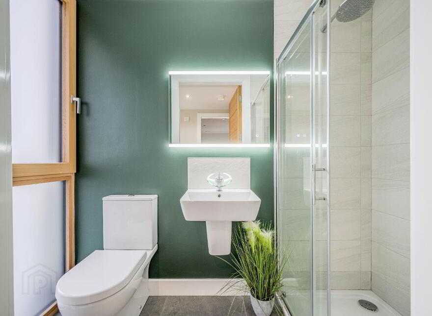 Carnaughliss House, 23 Carn Road, Off Seven Mile Straight, Crumlin, BT29 4UQ