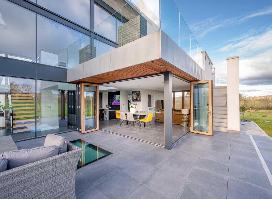Carnaughliss House, 23 Carn Road, Off Seven Mile Straight, Crumlin, BT29 4UQ