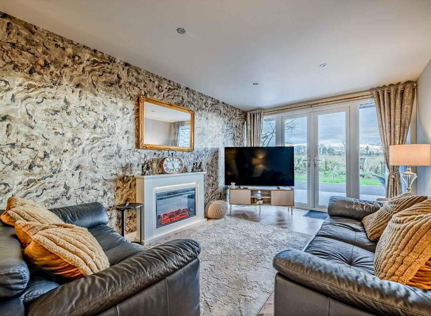 Carnaughliss House, 23 Carn Road, Off Seven Mile Straight, Crumlin, BT29 4UQ