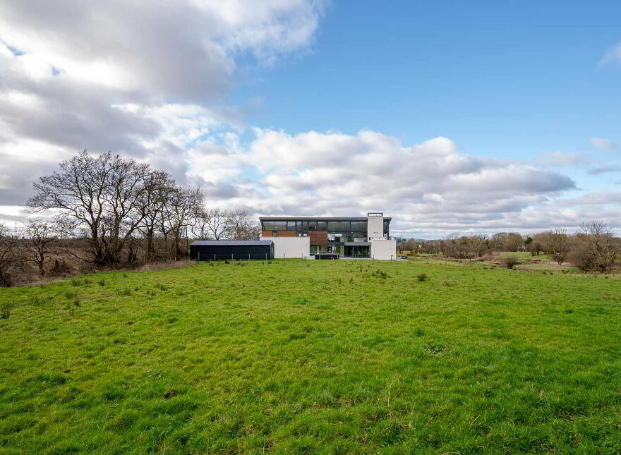 Carnaughliss House, 23 Carn Road, Off Seven Mile Straight, Crumlin, BT29 4UQ