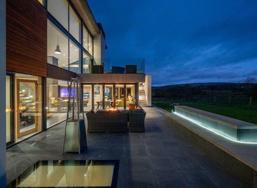Carnaughliss House, 23 Carn Road, Off Seven Mile Straight, Crumlin, BT29 4UQ