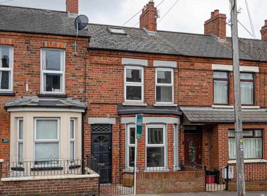 102 Rosebery Road, Ravenhill, Belfast, BT6 8JF photo