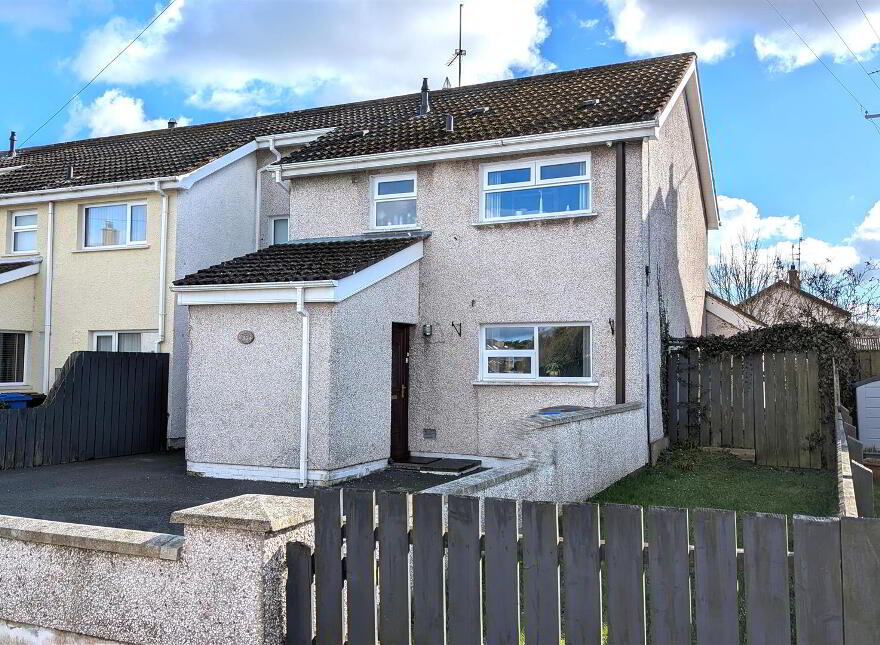 30 Hillside, Antrim, BT41 4HG photo