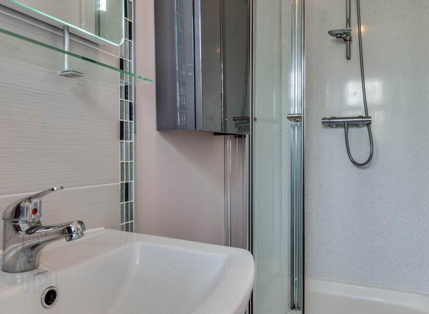 24 Grange Manor, Antrim, BT41 1BF