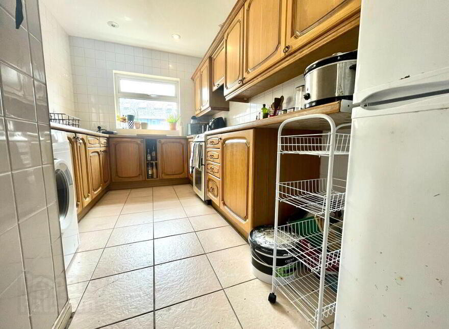 55 Sandhurst Gardens, Belfast, BT9 5AX