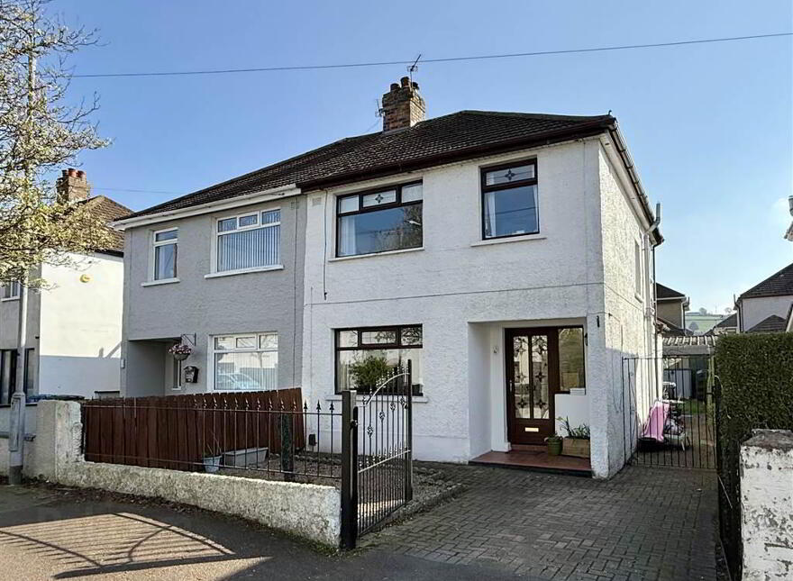 12 Sunderland Road, Cregagh, Belfast, BT6 9LY photo