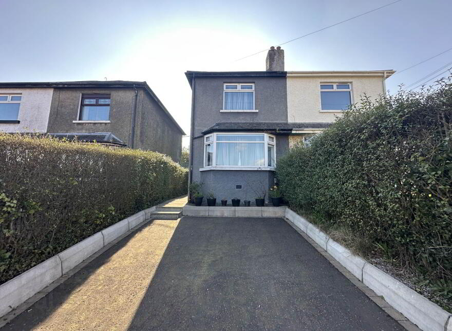 84 Upper Dunmurry Lane, Dunmurry, Belfast, BT17 0PS photo