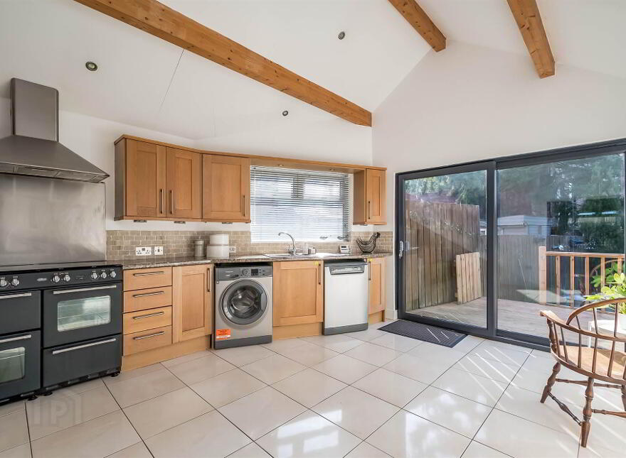 96 North Road, Ballyhackamore, Belfast, BT4 3DJ