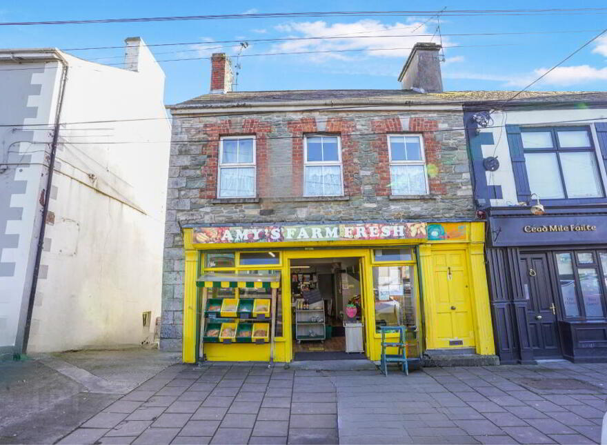 Main Street, Kingscourt, A82DD79