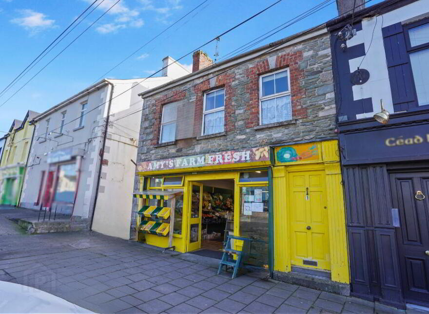 Main Street, Kingscourt, A82DD79