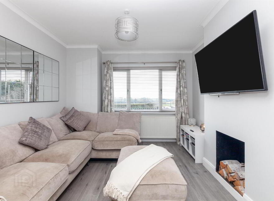 131 Ballyrobert Road, Ballyclare, BT39 9RT