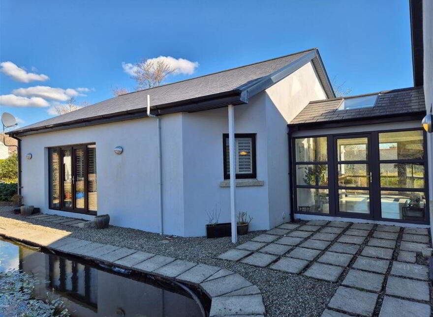 Colla Road, Schull, West, P81WV60