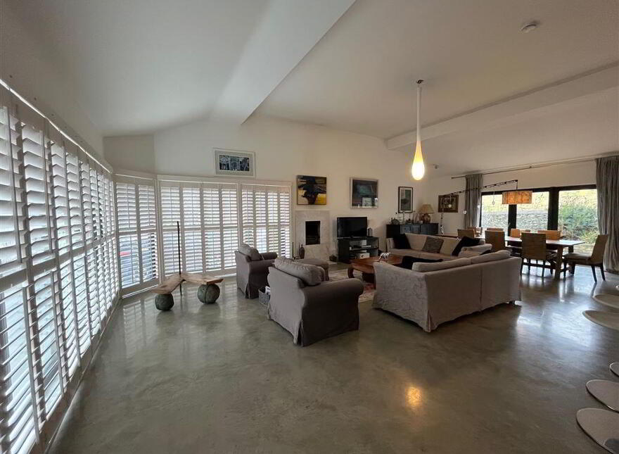 Colla Road, Schull, West, P81WV60