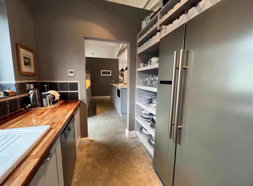 Colla Road, Schull, West, P81WV60