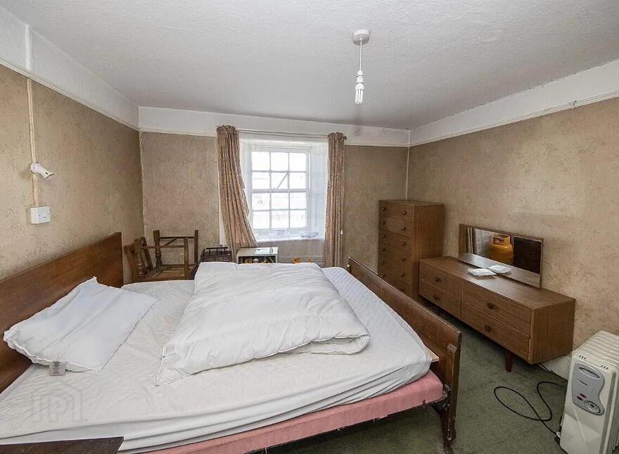 16 O'Connell St, Dungarvan, X35W215