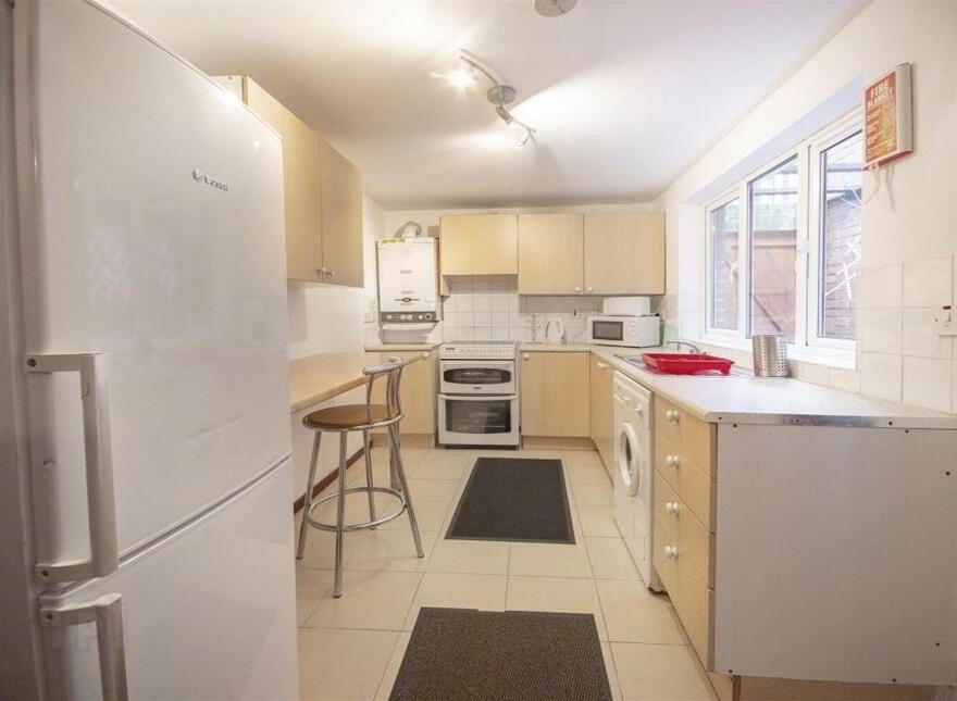 32 Carmel Street, Belfast, BT7 1QE