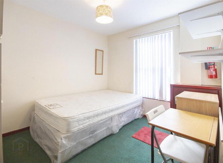 32 Carmel Street, Belfast, BT7 1QE