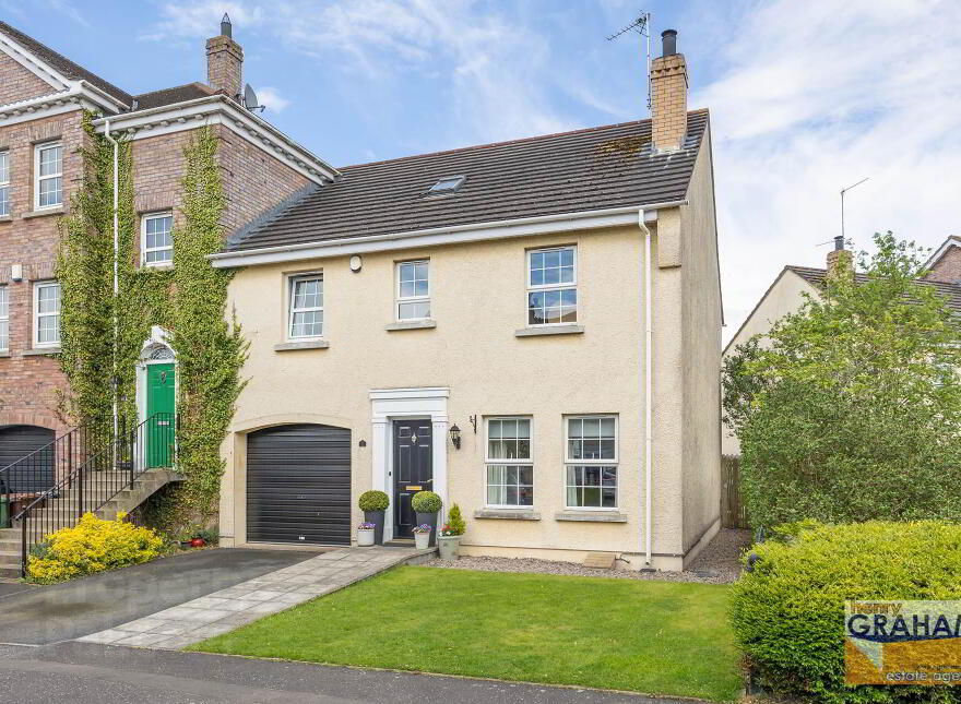 9 Berkeley Hall Court, Lisburn, BT27 5QX photo