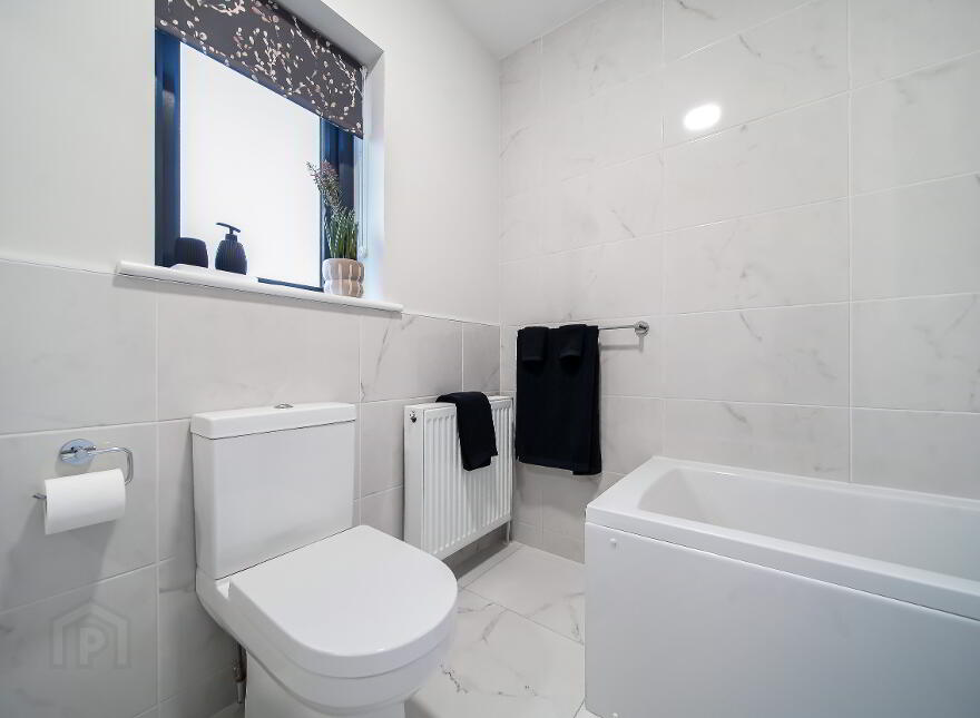 4 Bed Semi-Detached, Westpoint, Donegal Town, F94E5RC