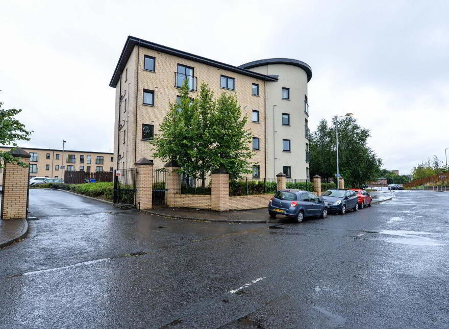 Apartment 26 Titanic Walk 13 Ballymacarrett Road, Belfast, BT4 1BT photo