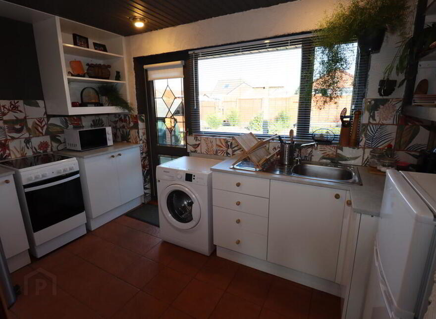 31 Carnhill Road, Newtownabbey, BT36 6LA