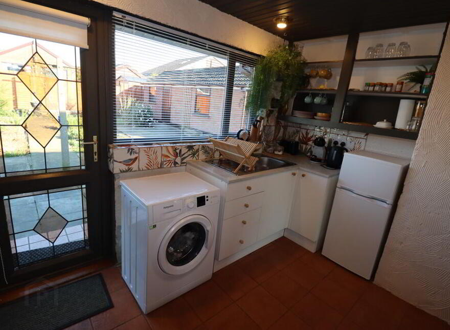 31 Carnhill Road, Newtownabbey, BT36 6LA