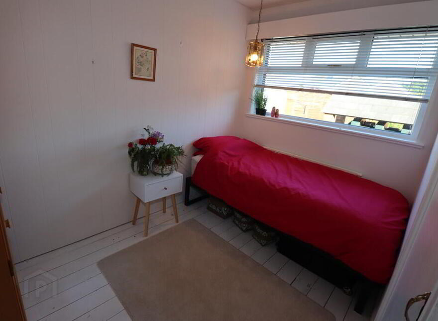 31 Carnhill Road, Newtownabbey, BT36 6LA
