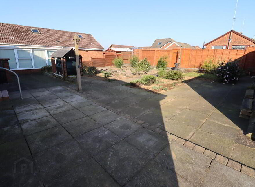 31 Carnhill Road, Newtownabbey, BT36 6LA