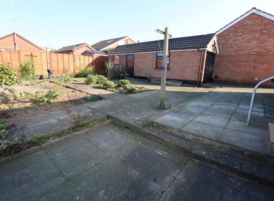 31 Carnhill Road, Newtownabbey, BT36 6LA