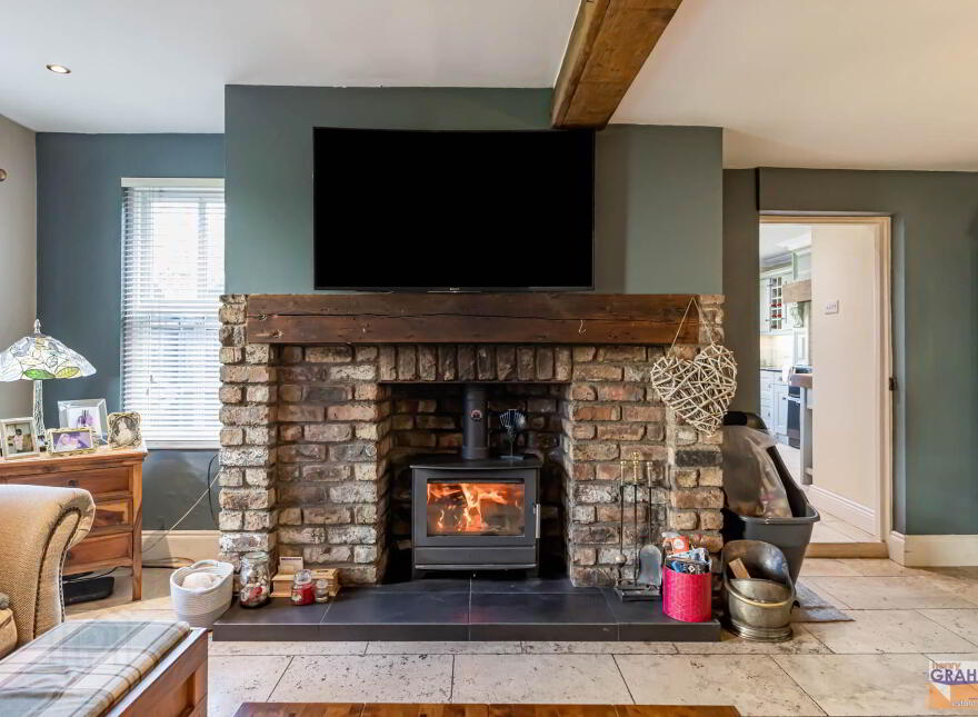 20 Antrim Road, Lisburn, BT28 3DH