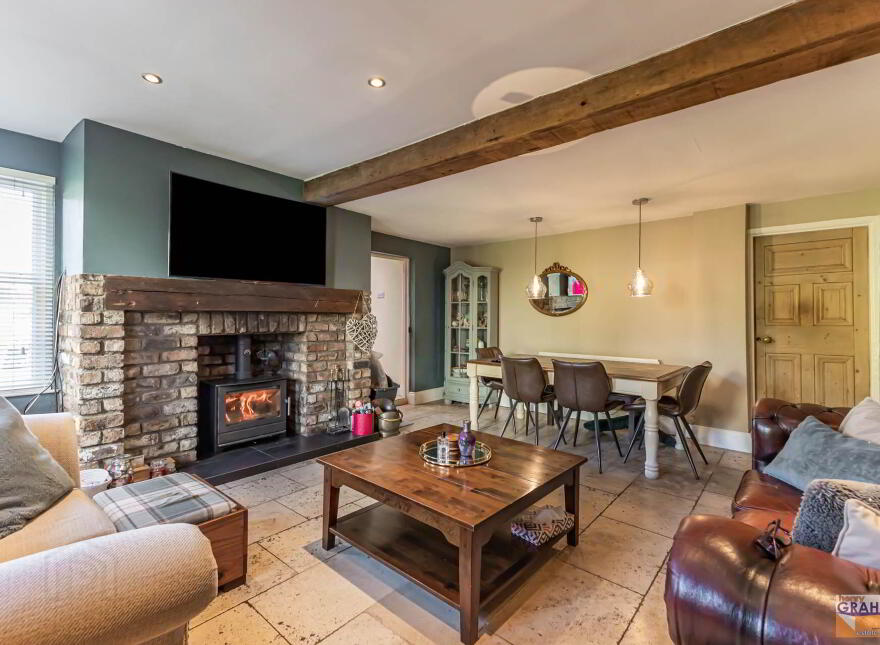 20 Antrim Road, Lisburn, BT28 3DH