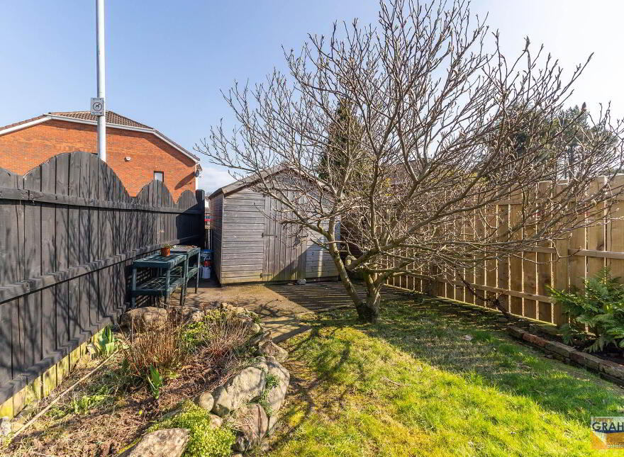 20 Antrim Road, Lisburn, BT28 3DH