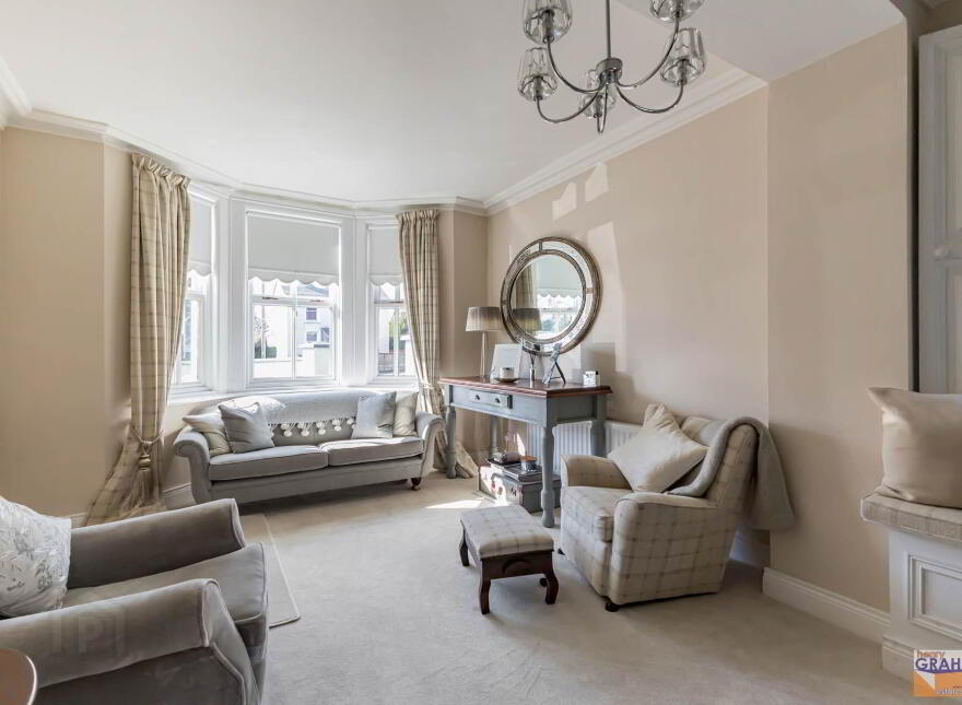 20 Antrim Road, Lisburn, BT28 3DH