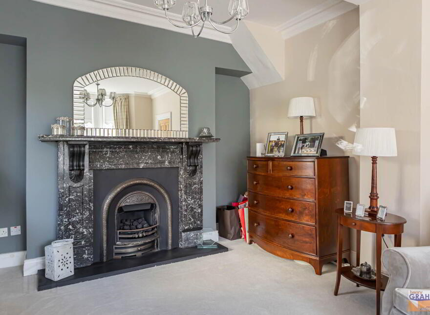 20 Antrim Road, Lisburn, BT28 3DH