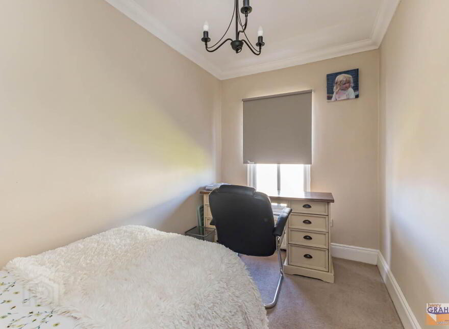 20 Antrim Road, Lisburn, BT28 3DH