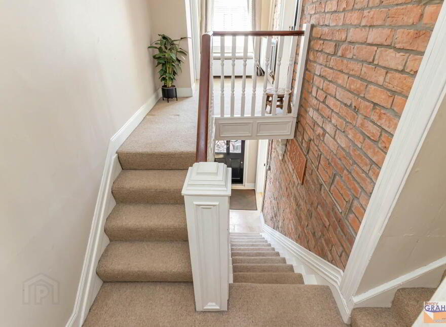 20 Antrim Road, Lisburn, BT28 3DH
