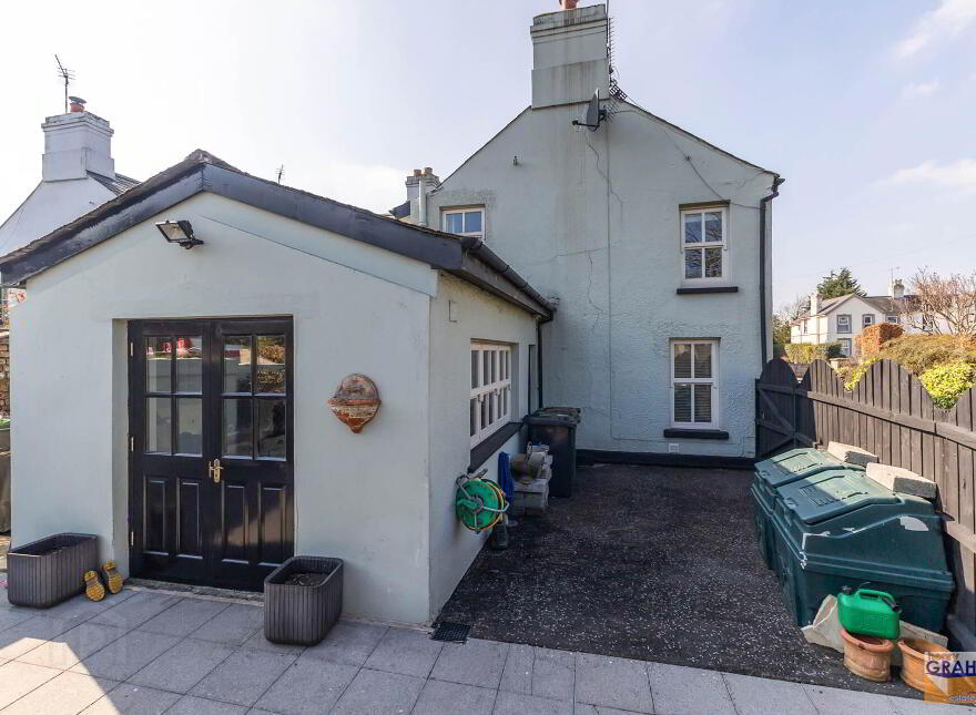 20 Antrim Road, Lisburn, BT28 3DH