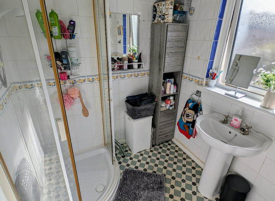 4 Meadowvale, Portrush, BT56 8LY